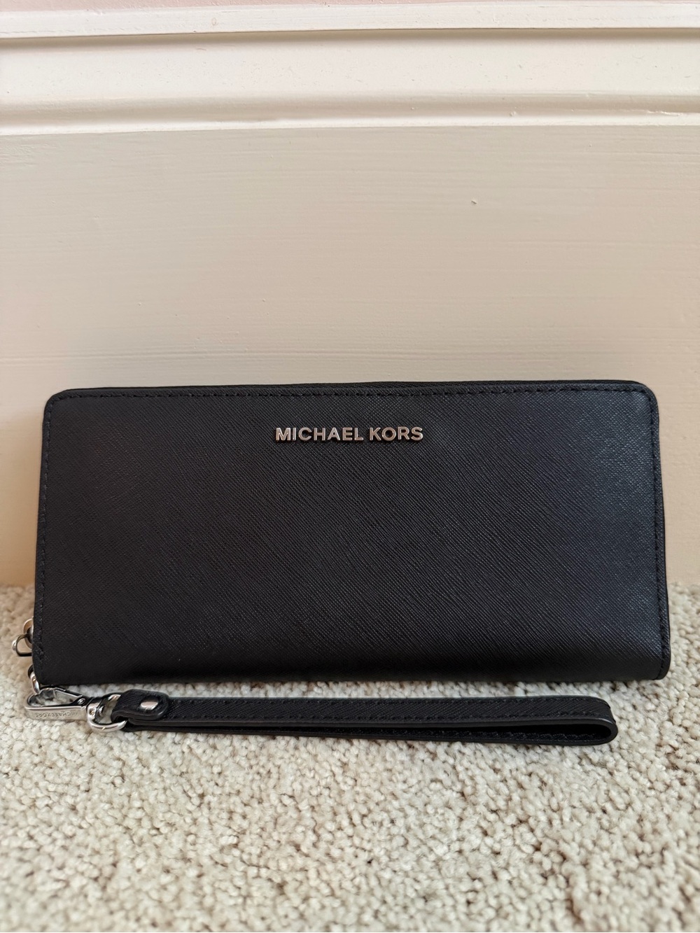 Michael Kors Black Saffiano Zip Wristlet Wallet with Detachable Strap